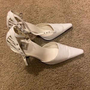 Bakers white heels size 7.5